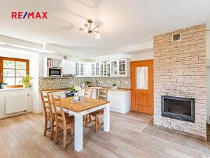 Prodej rodinného domu, Zbiroh, 180 m2