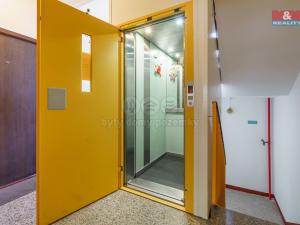 Pronájem bytu 1+1, Karlovy Vary - Drahovice, Úvalská, 35 m2