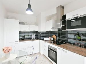 Prodej bytu 2+kk, Praha - Žižkov, Olšanská, 80 m2