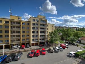 Pronájem bytu 3+1, Praha - Břevnov, Sartoriova, 129 m2