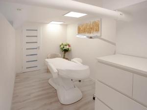 Pronájem obchodního prostoru, Praha - Malešice, Nad úžlabinou, 75 m2