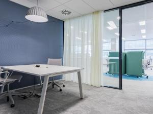 Pronájem kanceláře, Praha - Michle, Vyskočilova, 1000 m2
