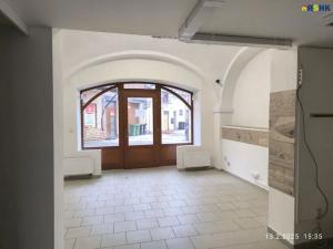 Pronájem obchodního prostoru, Hlinsko, Tylovo náměstí, 39 m2