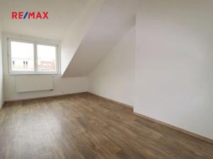 Pronájem bytu 2+1, Praha - Žižkov, Viklefova, 50 m2