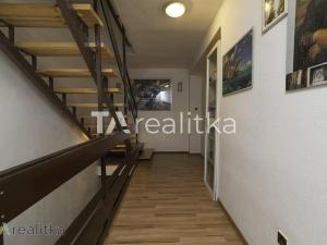 Prodej rodinného domu, Valašské Meziříčí, U Vodojemu, 239 m2