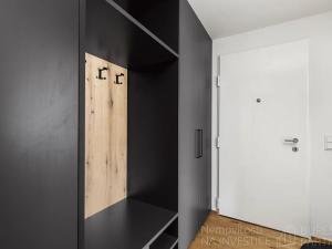 Pronájem bytu 2+kk, Praha - Bubeneč, Vítězné náměstí, 47 m2