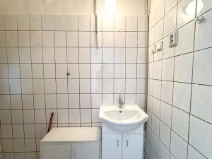 Pronájem obchodního prostoru, Praha - Vinohrady, Nitranská, 15 m2