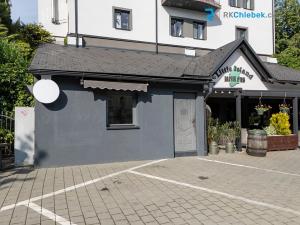 Pronájem restaurace, Frýdek-Místek, tř. T. G. Masaryka, 12 m2