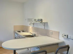 Pronájem bytu 1+kk, Praha - Břevnov, 8. listopadu, 37 m2