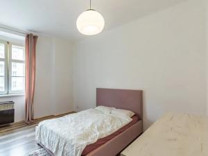 Prodej bytu 2+1, Praha, 5. května, 50 m2
