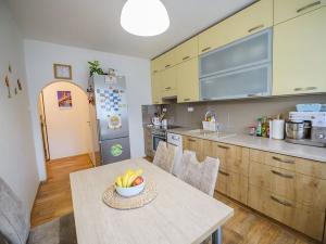 Prodej bytu 3+1, Liberec, Burianova, 81 m2