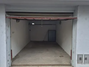 Pronájem garáže, Praha - Radotín, Týřovická, 17 m2