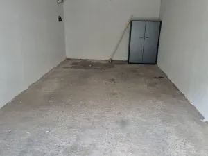 Pronájem garáže, Praha - Radotín, Týřovická, 17 m2