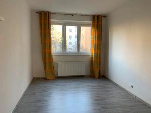 Pronájem bytu 3+kk, Praha - Vysočany, Nemocniční, 83 m2