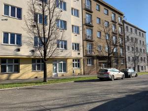 Pronájem bytu 3+kk, Praha - Vysočany, Nemocniční, 83 m2