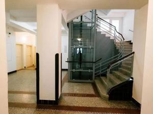 Pronájem bytu 2+1, Praha - Vinohrady, Šrobárova, 65 m2