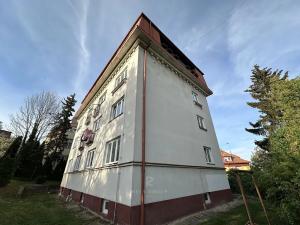 Pronájem bytu 3+1, Praha - Dejvice, Na Šťáhlavce, 70 m2