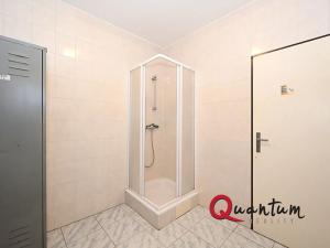 Prodej obchodního prostoru, Praha - Nusle, Slavojova, 149 m2