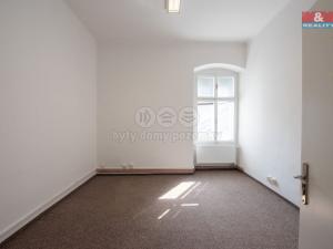 Pronájem kanceláře, Pardubice - Zelené Předměstí, 17. listopadu, 20 m2