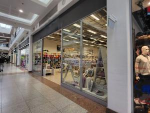 Pronájem obchodního prostoru, Olomouc - Řepčín, Pražská, 144 m2