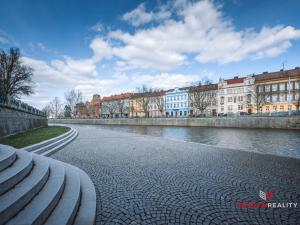 Pronájem bytu 2+1, Hradec Králové, Eliščino nábřeží, 80 m2