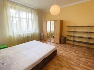 Pronájem bytu 2+kk, Praha - Nusle, Hradeckých, 54 m2