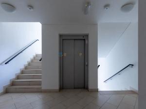Prodej bytu 2+kk, Praha - Zličín, Sazovická, 60 m2