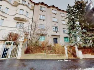 Pronájem bytu 1+kk, Praha - Střešovice, Na Petynce, 26 m2