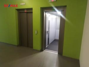 Pronájem bytu 1+kk, Praha - Malešice, Nad úžlabinou, 34 m2