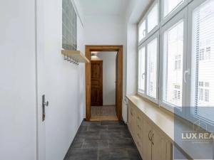 Prodej bytu 3+1, Znojmo, Jarošova, 78 m2
