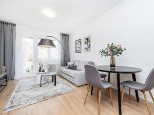 Prodej bytu 3+kk, Praha - Malešice, Počernická, 57 m2