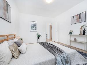 Prodej bytu 3+kk, Praha - Malešice, Počernická, 57 m2