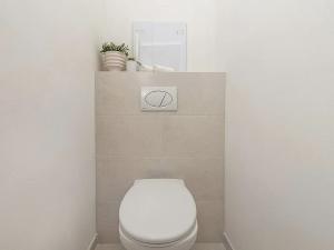 Prodej bytu 3+kk, Praha - Malešice, Počernická, 57 m2