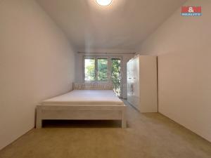 Pronájem bytu 2+1, Klatovy - Klatovy III, Masarykova, 63 m2