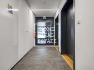 Prodej bytu 1+kk, Praha - Karlín, Sokolova, 34 m2