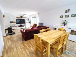 Prodej rodinného domu, Mnichovice, Tyršova, 240 m2