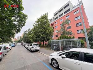 Prodej bytu 2+1, Praha - Žižkov, K lučinám, 51 m2
