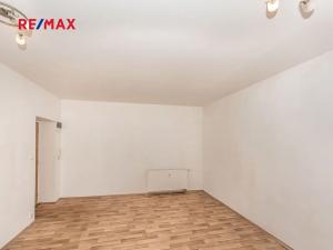 Pronájem bytu 1+1, Plzeň, Skvrňanská, 38 m2