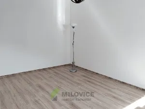 Pronájem bytu 2+kk, Milovice, Slepá, 44 m2