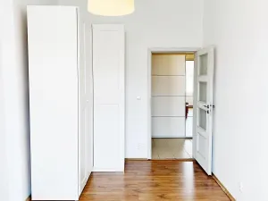 Pronájem bytu 2+kk, Praha - Žižkov, Čajkovského, 43 m2
