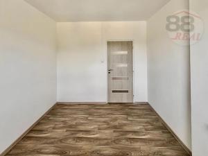 Prodej bytu 3+1, Klášterec nad Ohří, Mírová, 62 m2