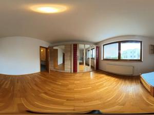 Pronájem bytu 3+kk, Praha - Vokovice, Tibetská, 96 m2