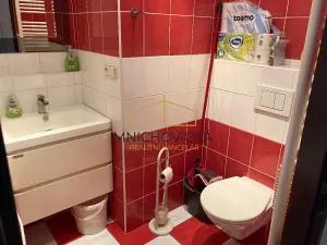Prodej bytu 3+1, Praha - Újezd nad Lesy, Malešovská, 74 m2