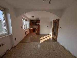 Prodej bytu 3+1, Mirošov, K bytovkám, 60 m2