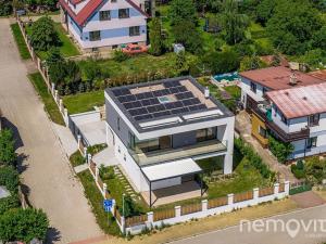 Prodej vily, Praha - Dolní Počernice, V padolině, 280 m2