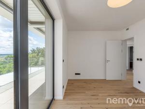 Prodej vily, Praha - Dolní Počernice, V padolině, 280 m2