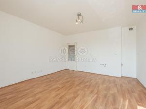 Prodej bytu 2+kk, Praha - Kbely, Pod Nouzovem, 37 m2