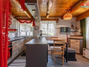 Prodej chaty, Vrhaveč - Radinovy, 29 m2