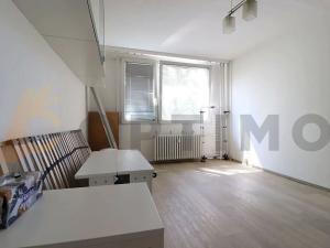 Pronájem bytu 2+kk, Praha - Bohnice, Poznaňská, 42 m2