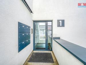 Prodej bytu 1+kk, Praha, Mošnova, 39 m2
